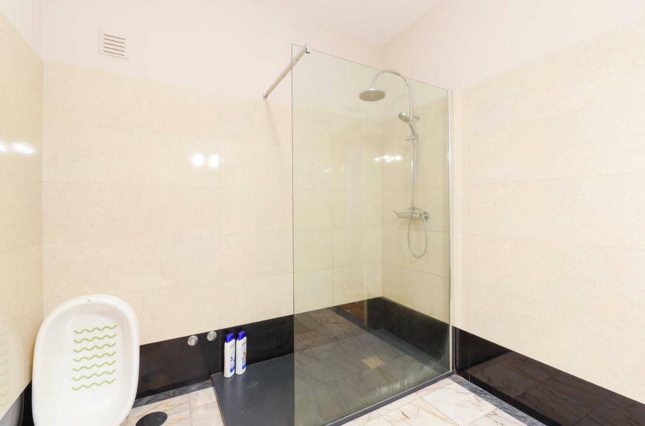 Music House Apartment Порто Екстериор снимка